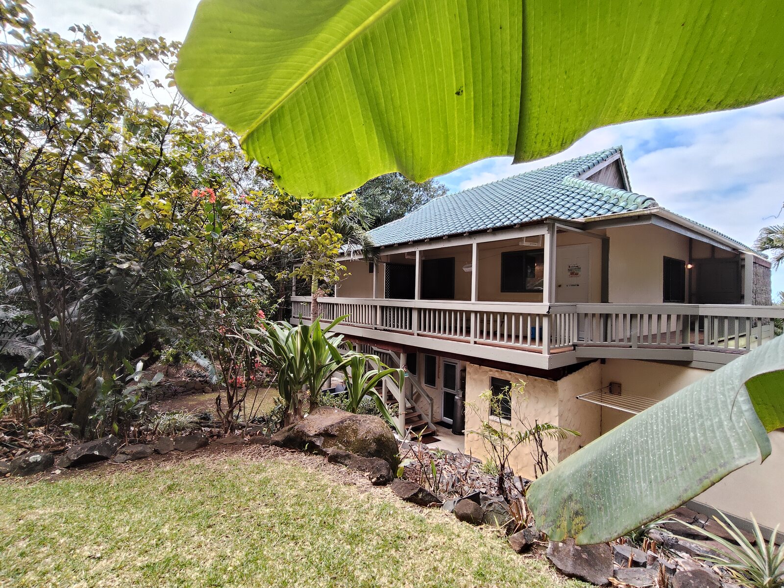 Muri Retreat garden exterior