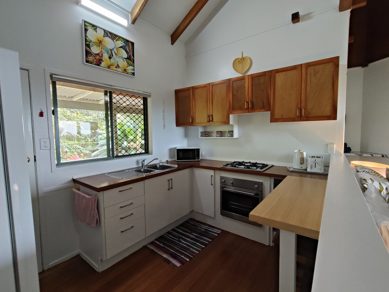 Fully equipped kitchen in Kaute