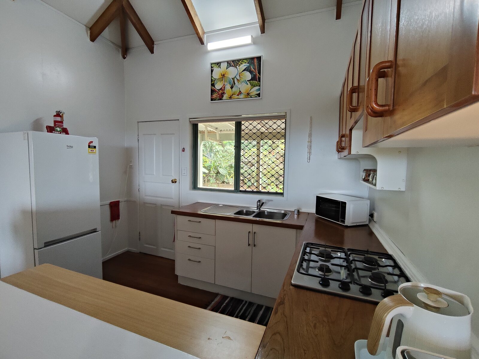 Fully equipped kitchen in Kaute