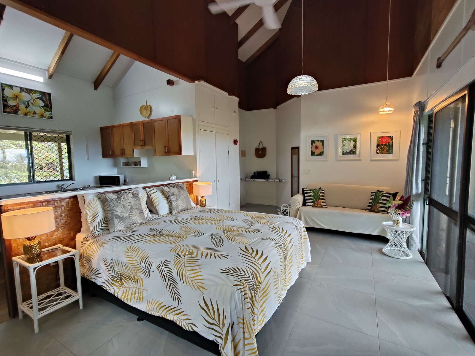 Kaute upper-level studio at Muri Retreat
